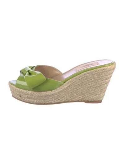 Pre-owned Valentino Garavani Patent Leather Bow Accents Espadrilles In Green