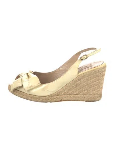 Pre-owned Valentino Garavani Patent Leather Bow Accents Espadrilles In Yellow
