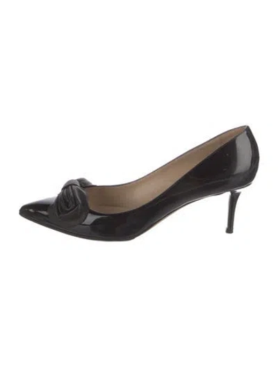 Pre-owned Valentino Garavani Patent Leather Bow Accents Pumps In Black