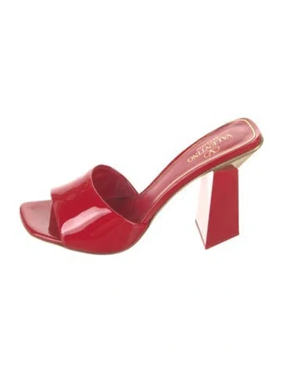 Pre-owned Valentino Garavani Patent Leather Bow Accents Slides In Red
