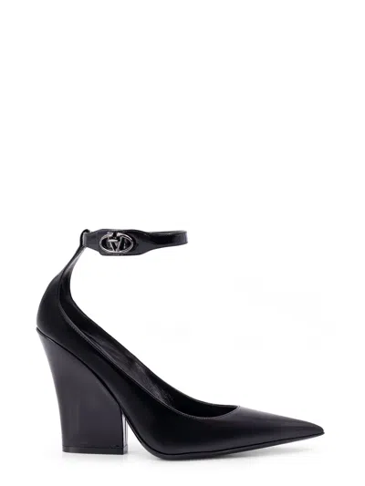 Valentino Garavani Patent Leather Décolleté With Vlogo The Bold Buckle
