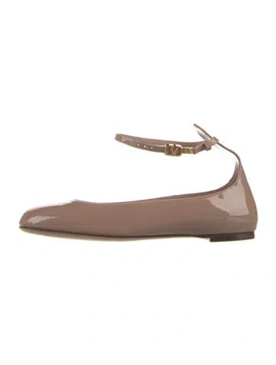 Pre-owned Valentino Garavani Patent Leather Flats In Neutral