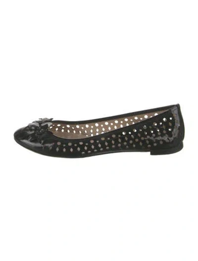 Pre-owned Valentino Garavani Patent Leather Lace Pattern Ballet Flats In Green