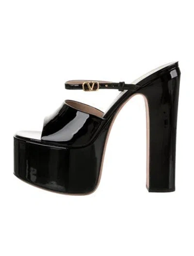 Pre-owned Valentino Garavani Patent Leather Mules In Black