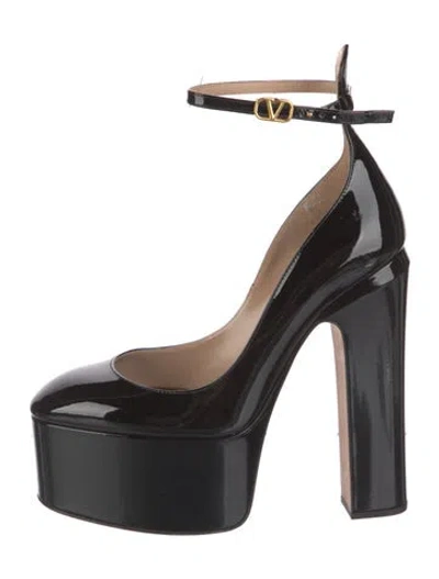 Pre-owned Valentino Garavani Patent Leather Pumps In Black