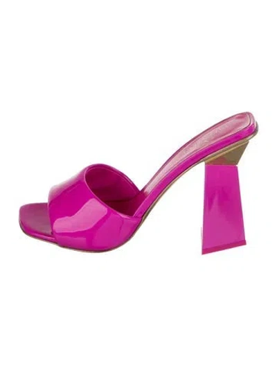 Pre-owned Valentino Garavani Patent Leather Slides In Pink