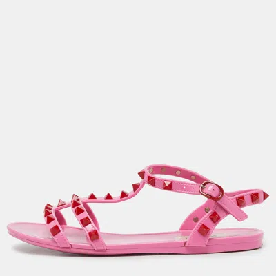 Pre-owned Valentino Garavani Pink Rubber Rockstud Ankle-strap Flats Size 35