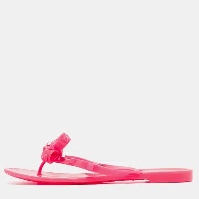 Pre-owned Valentino Garavani Pink Rubber Rockstud Slide Flats Size 38