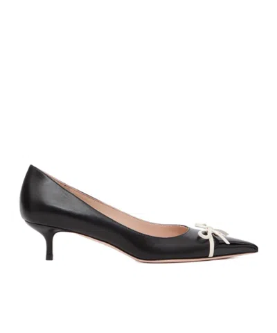 Valentino Garavani Pointed High Heels In Black