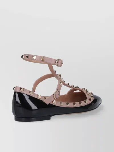 Valentino Garavani Pointed Toe Patent Finish Studded Ballerina Shoes In Grey