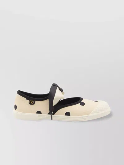 Valentino Garavani Polka Dot Ballet Flats With Contrasting Trim In Beige