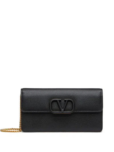 Valentino Garavani Portafoglio Con Catena Vlogo Signature In Vitello Granato In Black