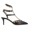 Valentino Pumps "rockstud" Black In Gray