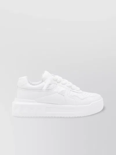 VALENTINO GARAVANI QUILTED LOW TOP SNEAKERS WITH ROUND TOE