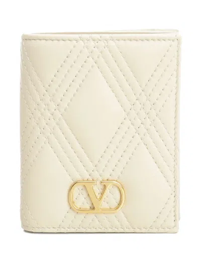 Valentino Garavani Valentino Quilted Vlogo Wallet In White