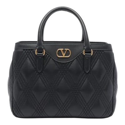 Valentino Garavani Quiltie 67 Handbag In Black