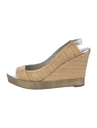 Pre-owned Valentino Garavani Raffia Espadrilles In Neutral