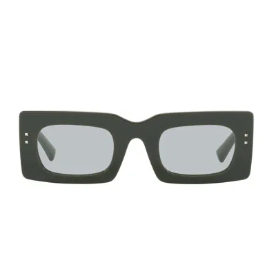 Valentino Rectangular Frame Sunglasses In 517687