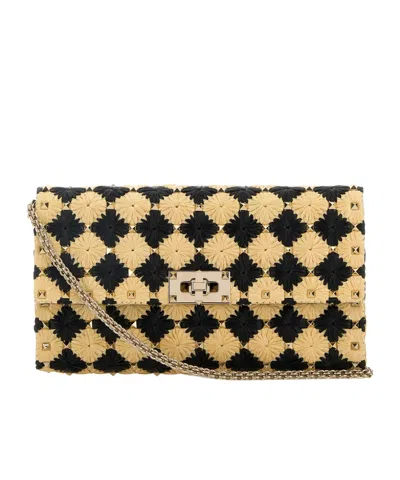 VALENTINO GARAVANI VALENTINO GARAVANI ROCKSTUD FOLDOVER TOP CLUTCH BAG