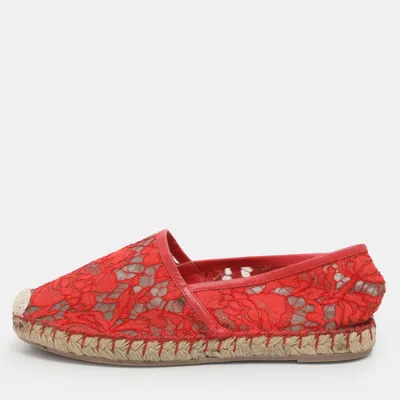 Pre-owned Valentino Garavani Red Lace Espadrille Flats Size 36