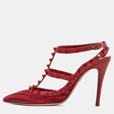 Pre-owned Valentino Garavani Red Leather And Pony Hair Rockstud Strappy Pumps Size 38.5