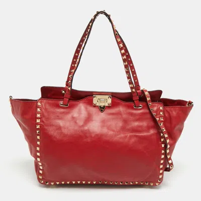 Pre-owned Valentino Garavani Red Leather Medium Rockstud Trapeze Tote