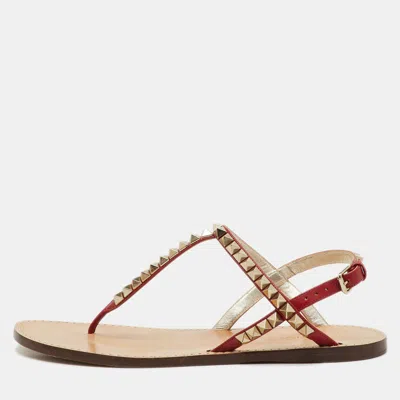 Pre-owned Valentino Garavani Red Leather Rockstud Thong Flat Sandals Size 38