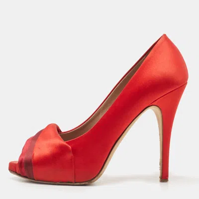 Pre-owned Valentino Garavani Red Pleated Satin Peep Toe Pumps Size 39