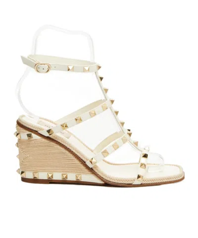 VALENTINO GARAVANI ROCKSTUD CALFSKIN WEDGE SANDAL WITH CORNELY EMBROIDERY 80MM