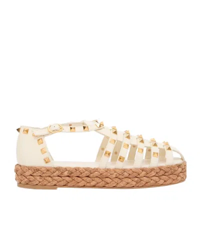 Valentino Garavani Rivet Design Straw Shoes In Nude
