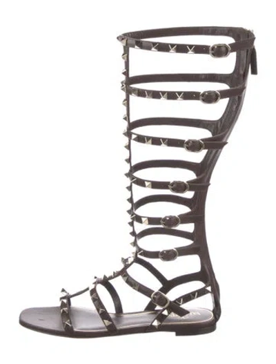 Pre-owned Valentino Garavani Rockmance Accents Leather Gladiator Sandals W/ Tags In Brown
