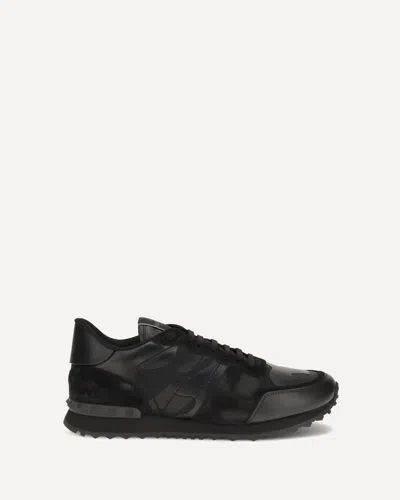 Valentino Garavani Rockrunner Camouflage Sneakers In Black