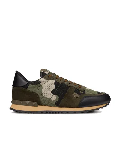 Valentino Garavani Rockrunner Low-top Sneakers In Black