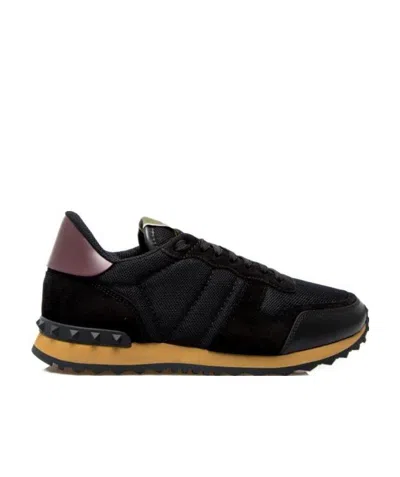 Valentino Garavani Rockrunner Low-top Sneakers In Black