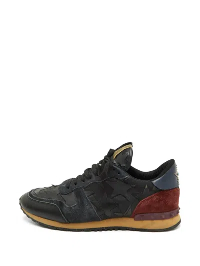 Pre-owned Valentino Garavani Rockrunner Low-top Sneakers In Black
