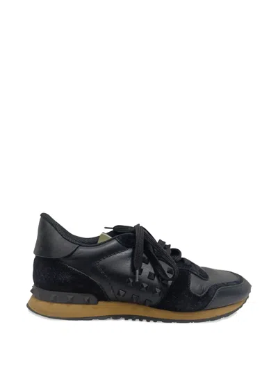 Pre-owned Valentino Garavani Rockrunner Rockstud Sneakers In Black
