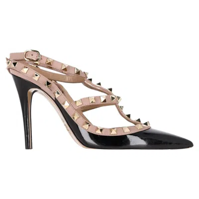Valentino Garavani Rockstud 100 Pumps In Black Patent Leather In Schwarz