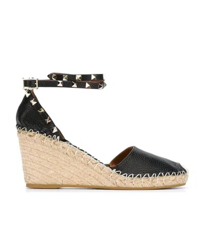 Valentino Garavani Rockstud 85mm Wedge Espadrilles In Black