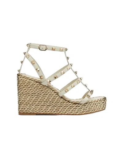Valentino Garavani Rockstud Torchon Espadrille Wedges In Black