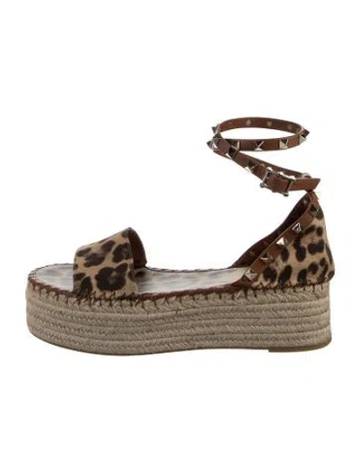 Pre-owned Valentino Garavani Rockstud Accents Canvas Espadrilles In Neutral