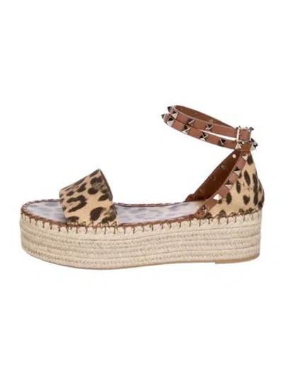 Pre-owned Valentino Garavani Rockstud Accents Canvas Espadrilles In Neutrals