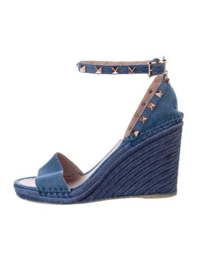 Pre-owned Valentino Garavani Rockstud Accents Denim Espadrilles In Blue