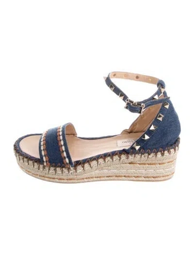 Pre-owned Valentino Garavani Rockstud Accents Denim Sandals In Blue