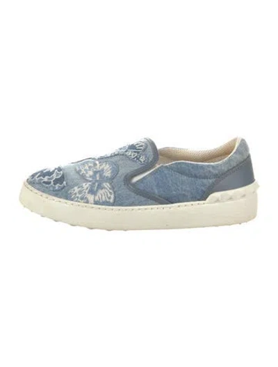 Pre-owned Valentino Garavani Rockstud Accents Denim Sneakers In Blue