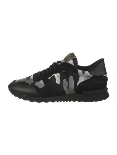 Pre-owned Valentino Garavani Rockstud Accents Leather Athletic Sneakers In Black