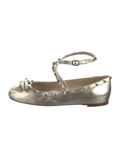 Pre-owned Valentino Garavani Rockstud Accents Leather Ballet Flats In Gold