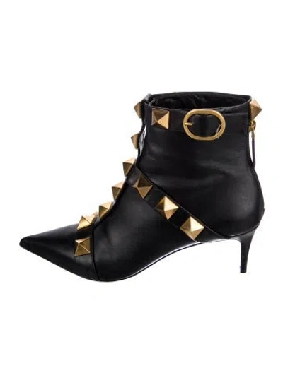 Pre-owned Valentino Garavani Rockstud Accents Leather Boots In Black