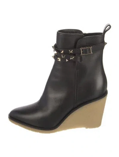 Pre-owned Valentino Garavani Rockstud Accents Leather Boots In Black