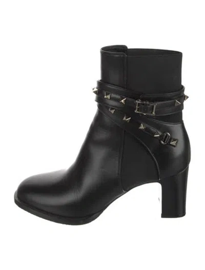 Pre-owned Valentino Garavani Rockstud Accents Leather Boots In Black