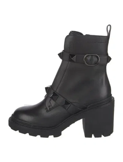 Pre-owned Valentino Garavani Rockstud Accents Leather Boots In Black